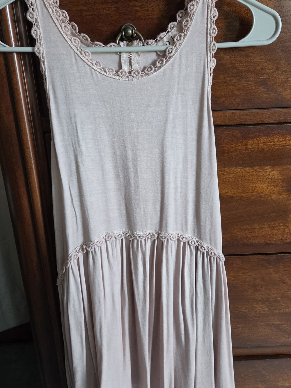 Sleeveless Lace-Trim Midi Dress in Light Blush